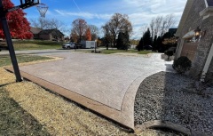 Heavy Stone stamped concrete with Autumn Oak integral, Colina Tan release and Colina Tan hardener border in Indianapolis Indiana – Indy Decorative Concrete