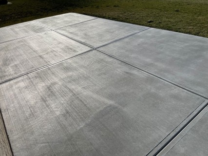 Broom finish concrete patio in the Indianapolis area – Indy Decorative Concrete