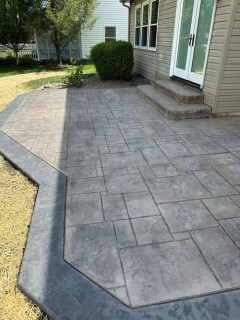 English Rivenstone - Autumn Oak Integral - Storm Gray Release - Storm Gray Hardener Border - Wedding Cake Stone Liner Steps