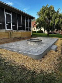 Majestic Ashlar Slate - Pewter Integral - Charcoal Release - Cape Cod Gray Hardener Border - Gray Block Fire Pit with Dark Gray Top Cap