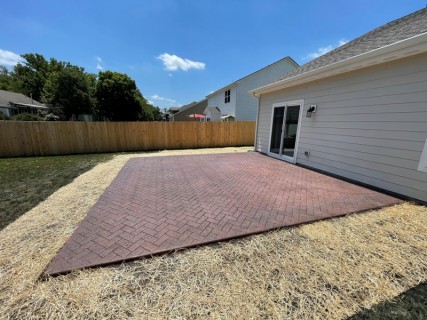 Pennsylvania Herringbone stamped concrete with Brick Red integral and Charcoal release in Indianapolis Indiana – Indy Decorative Concrete