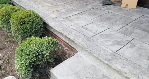 Majestic Ashlar Slate - Gull Gray Integral - Charcoal Release - Oxford Slate Border and Steps