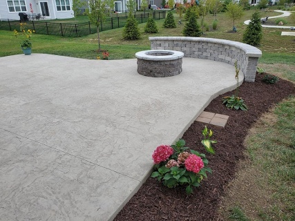 Hadley Creek Shale - Lanon Stone Integral - Smoke Release - Gray Block Seat Wall
