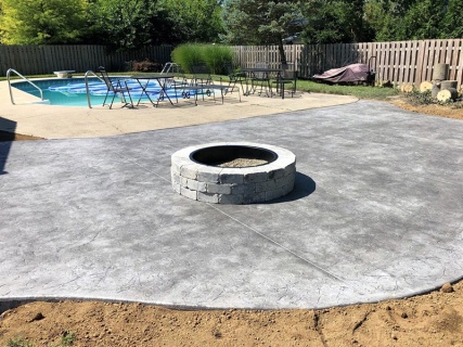 Oxford Slate - Gull Gray Integral - Charcoal Release - Round Fire Pit
